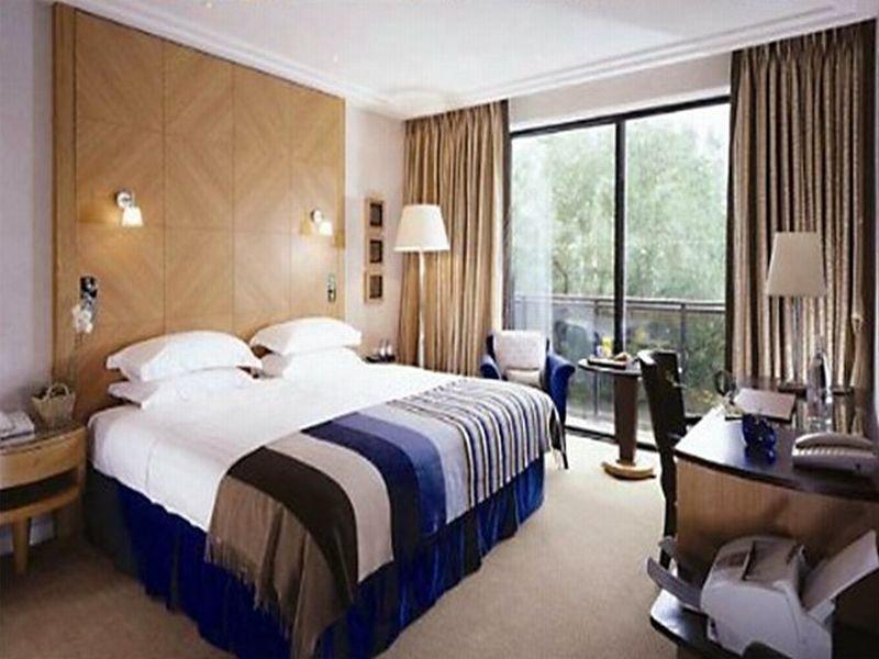 Bristol Hotel - Frankfurt City Франкфурт-на-Майне Экстерьер фото